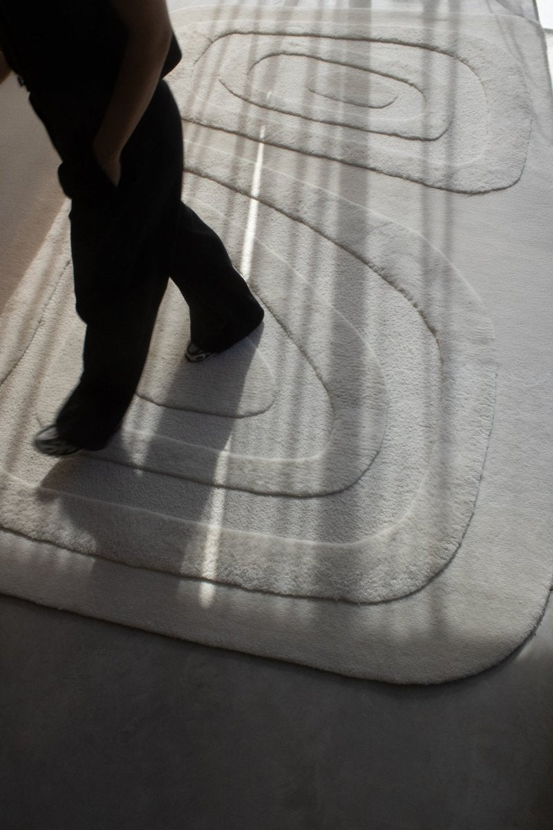 ALBA RECTANGULAR wool rug – handmade & fully customizable | lauvdesign