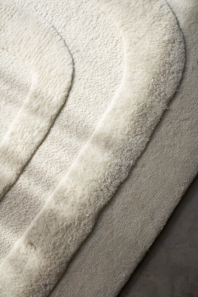 ALBA RECTANGULAR wool rug – handmade & fully customizable | lauvdesign